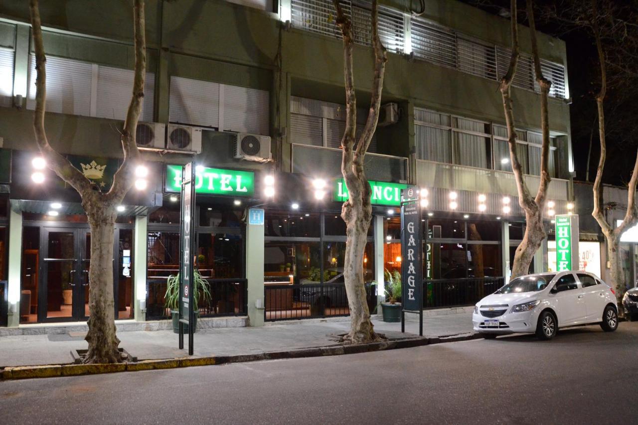호텔 레온시아 콜로니아델사크라멘토 외부 사진